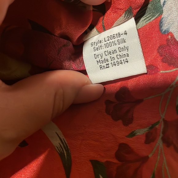 JOHNNY WAS JADE SILK FLORAL TOP . - Picture 9 of 9